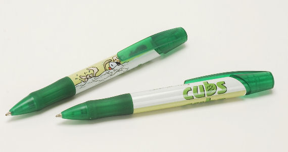 Cub logo pen